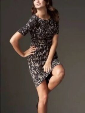 Elie Tahari leopard print sheath dress